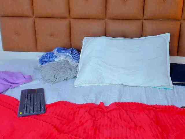 Sasha-picot17 webcam