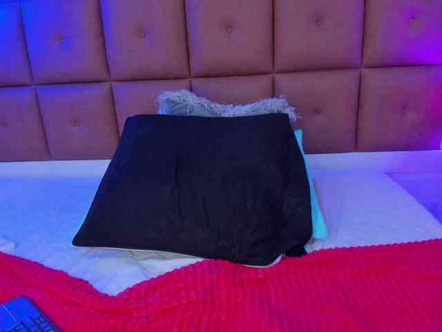 Sasha-picot17 webcam