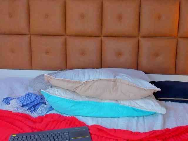 Sasha-picot17 webcam