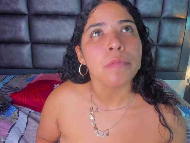 Sasha-picot17 webcam