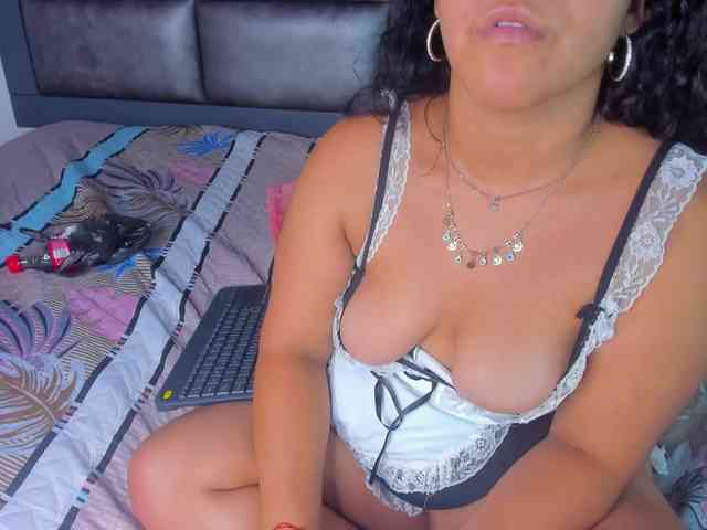 Sasha-picot17 webcam