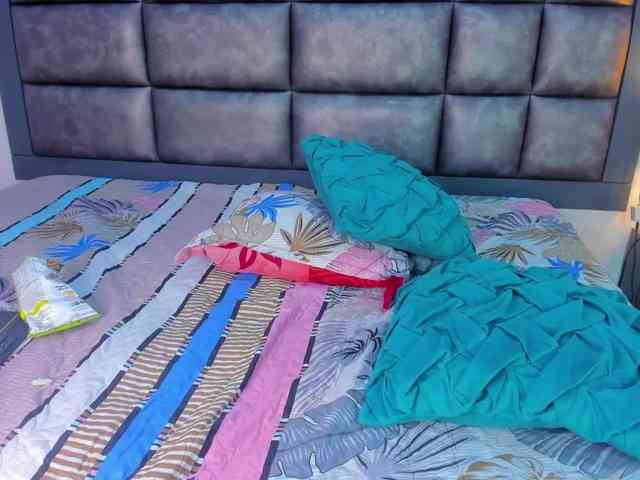 Sasha-picot17 webcam