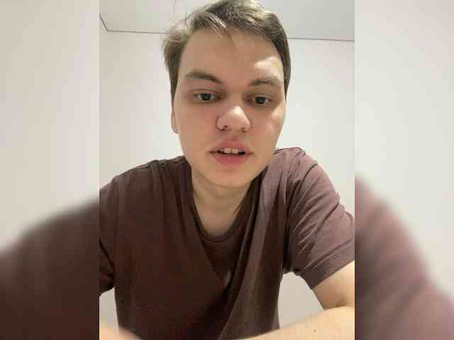 Alicekiss0012 webcam