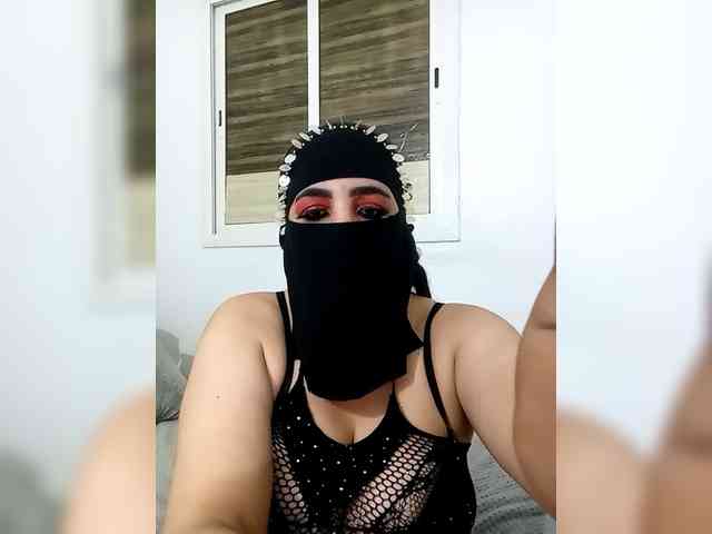 Fatima120 Live Webcam on BongaCams