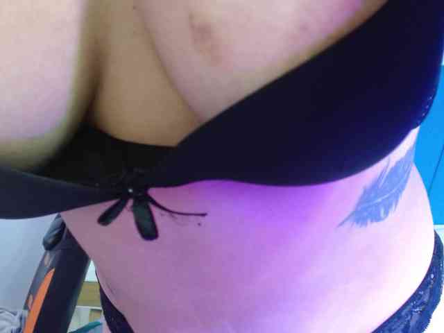 Stefany-wish webcam