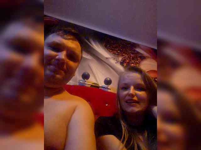 Natali-and-Mark webcam