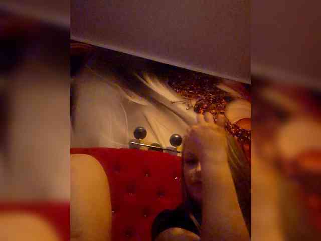 Natali-and-Mark webcam