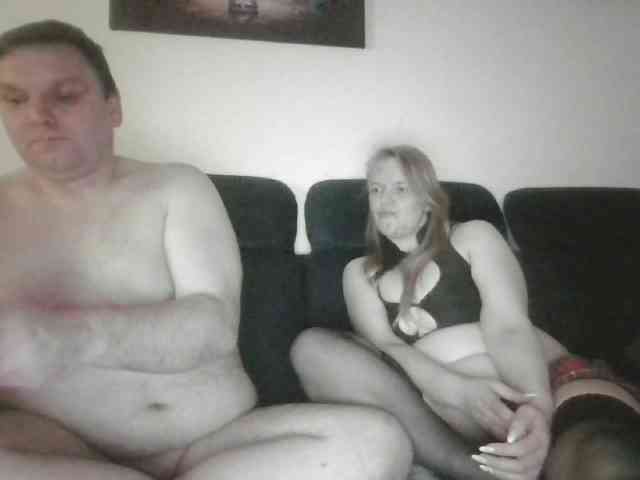 Natali-and-Mark webcam