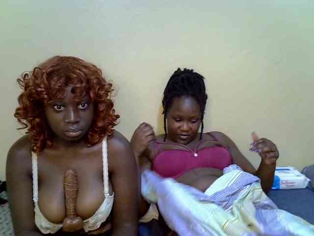 ThePixieKiss webcam