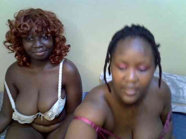 ThePixieKiss webcam