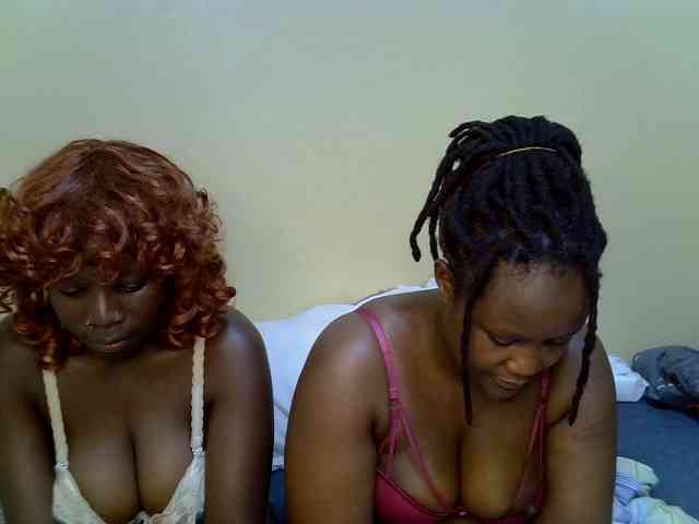 ThePixieKiss webcam