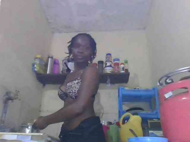 Sexymammy001 webcam