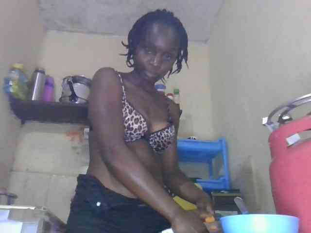 Sexymammy001 webcam