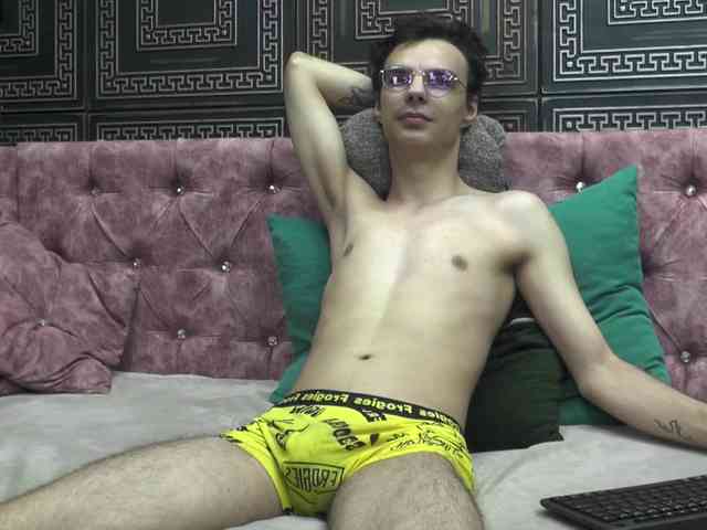 AidenStorm AidenStorm