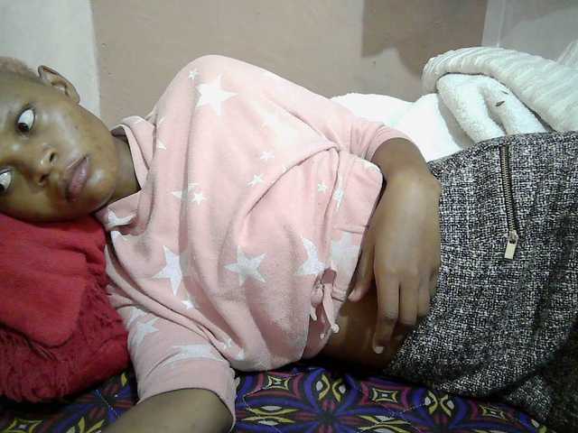 Hotdreamteen001's BongaCams show and profile