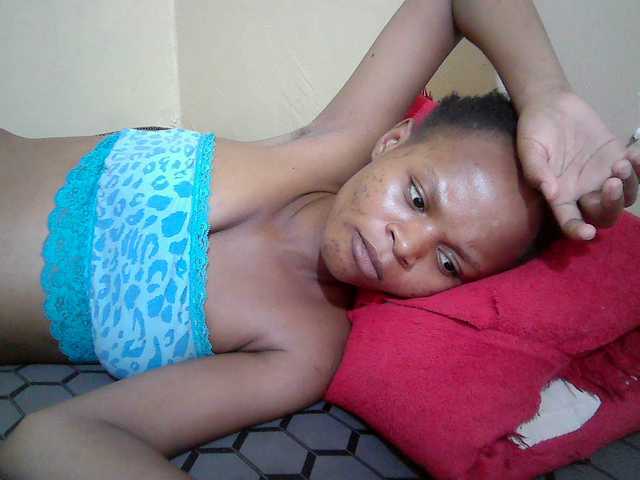 Hotdreamteen001's BongaCams show and profile