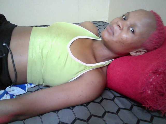 Hotdreamteen001's BongaCams show and profile