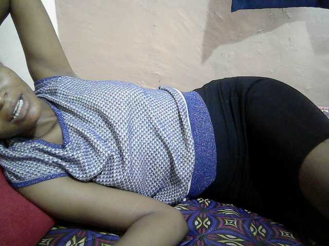 Hotdreamteen001's BongaCams show and profile