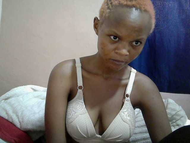 Hotdreamteen001's BongaCams show and profile