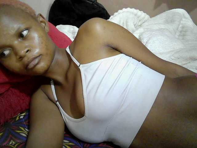 Hotdreamteen001's BongaCams show and profile