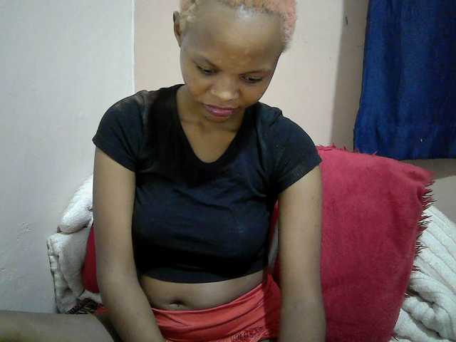 Hotdreamteen001's BongaCams show and profile