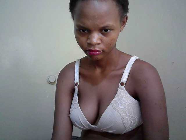 Hotdreamteen001's BongaCams show and profile