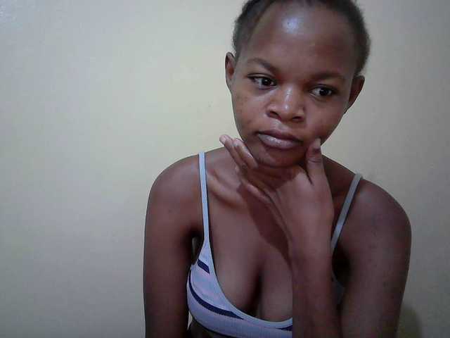 Hotdreamteen001's BongaCams show and profile