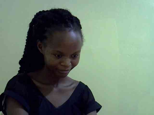 Hotdreamteen001 webcam