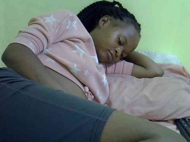 Hotdreamteen001 webcam