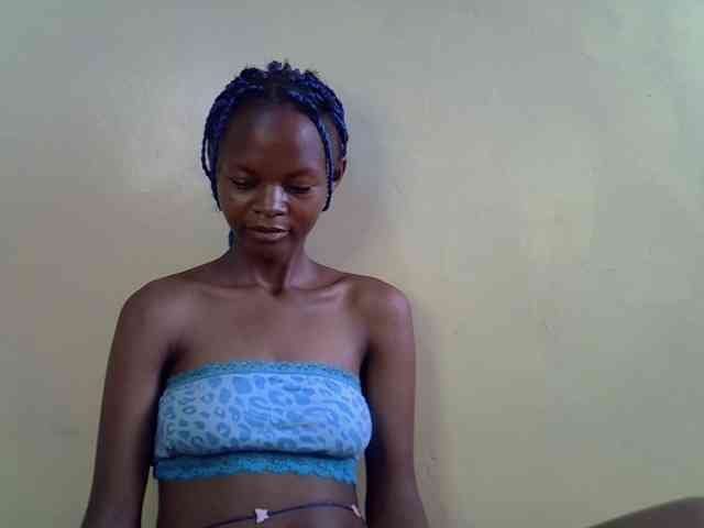 Hotdreamteen001 webcam