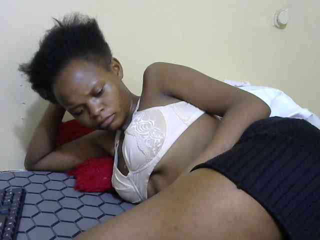 Hotdreamteen001 webcam