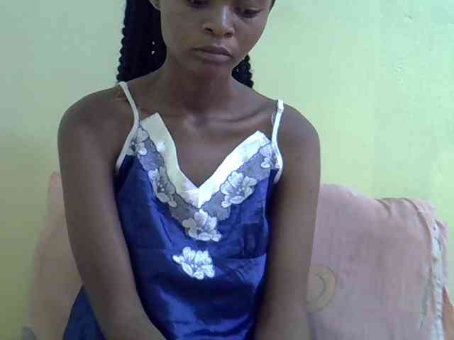 Hotdreamteen001 webcam