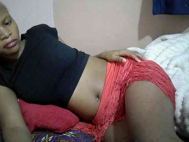 Hotdreamteen001 webcam