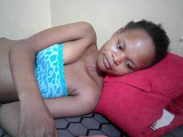 Hotdreamteen001 webcam