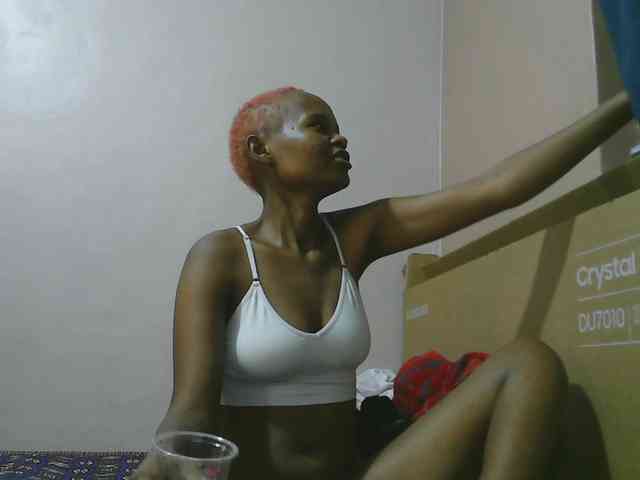 Hotdreamteen001 webcam