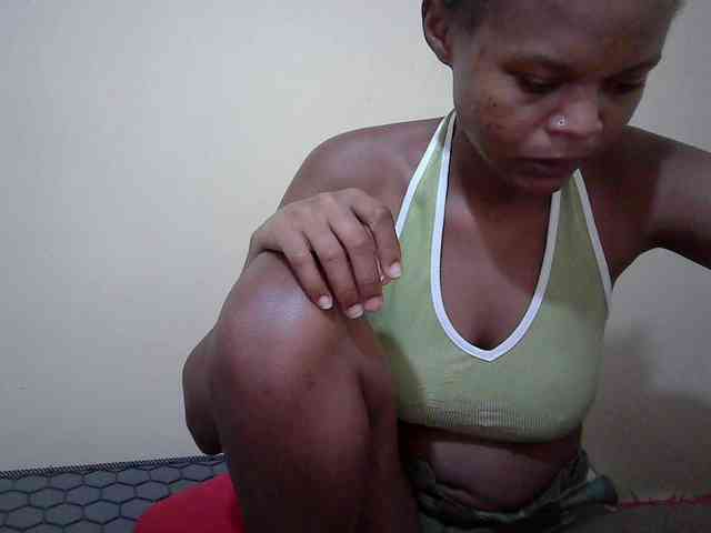 Hotdreamteen001 webcam