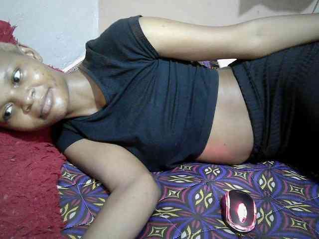 Hotdreamteen001 webcam