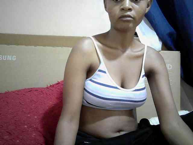 Hotdreamteen001 webcam