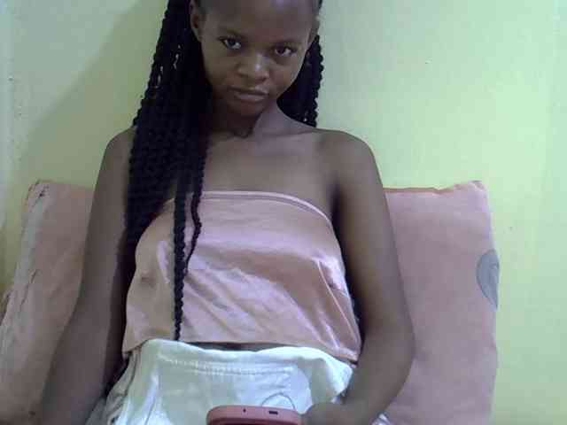 Hotdreamteen001 webcam