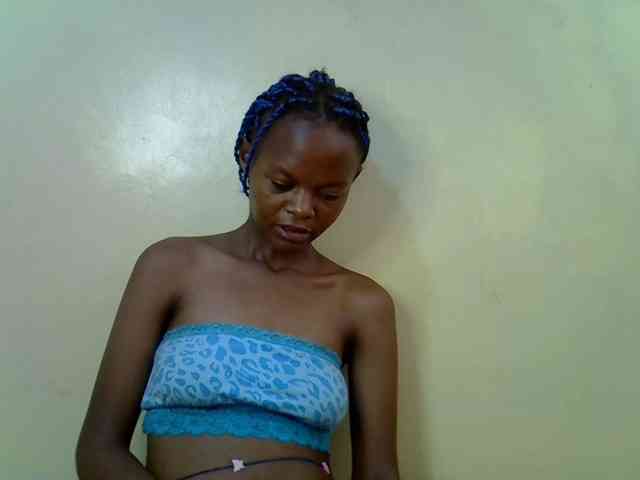 Hotdreamteen001 webcam