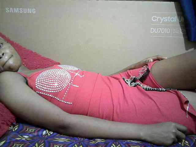 Hotdreamteen001 webcam