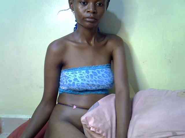 Hotdreamteen001 webcam