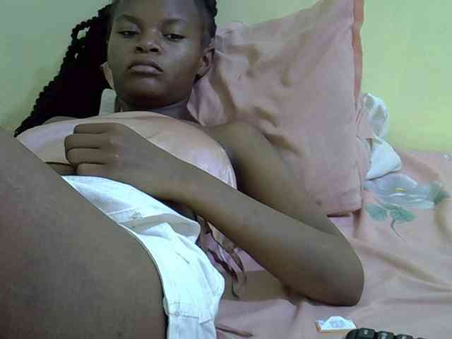 Hotdreamteen001 webcam