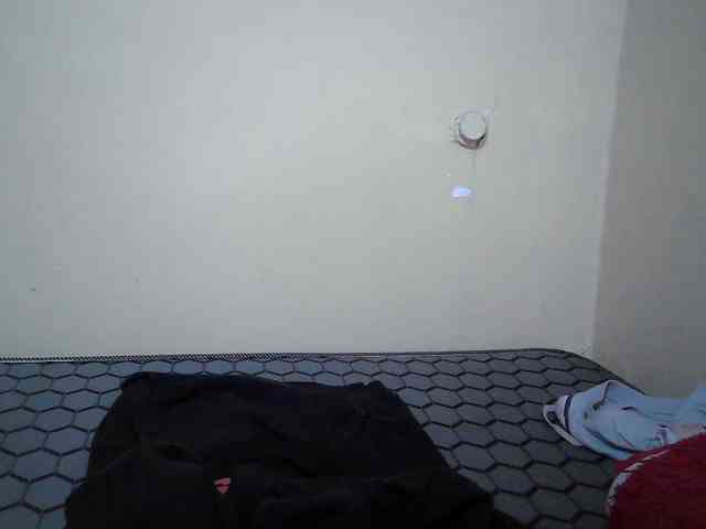 Hotdreamteen001 webcam