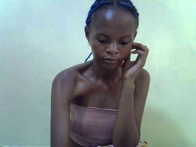 Hotdreamteen001 webcam