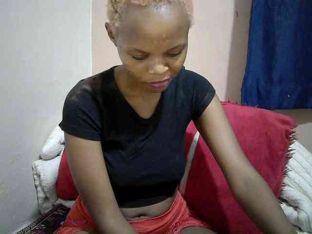 Hotdreamteen001 webcam