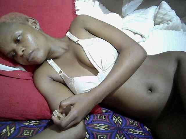 Hotdreamteen001 webcam