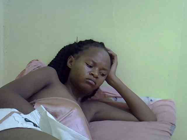 Hotdreamteen001 webcam