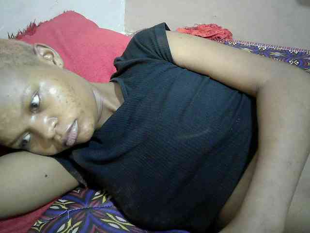 Hotdreamteen001 webcam