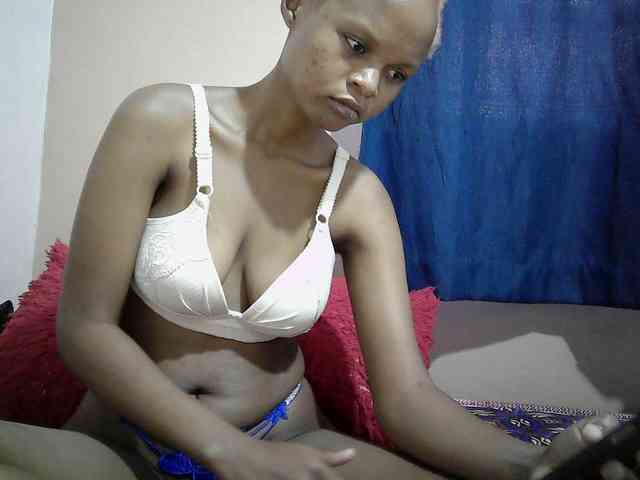 Hotdreamteen001 webcam